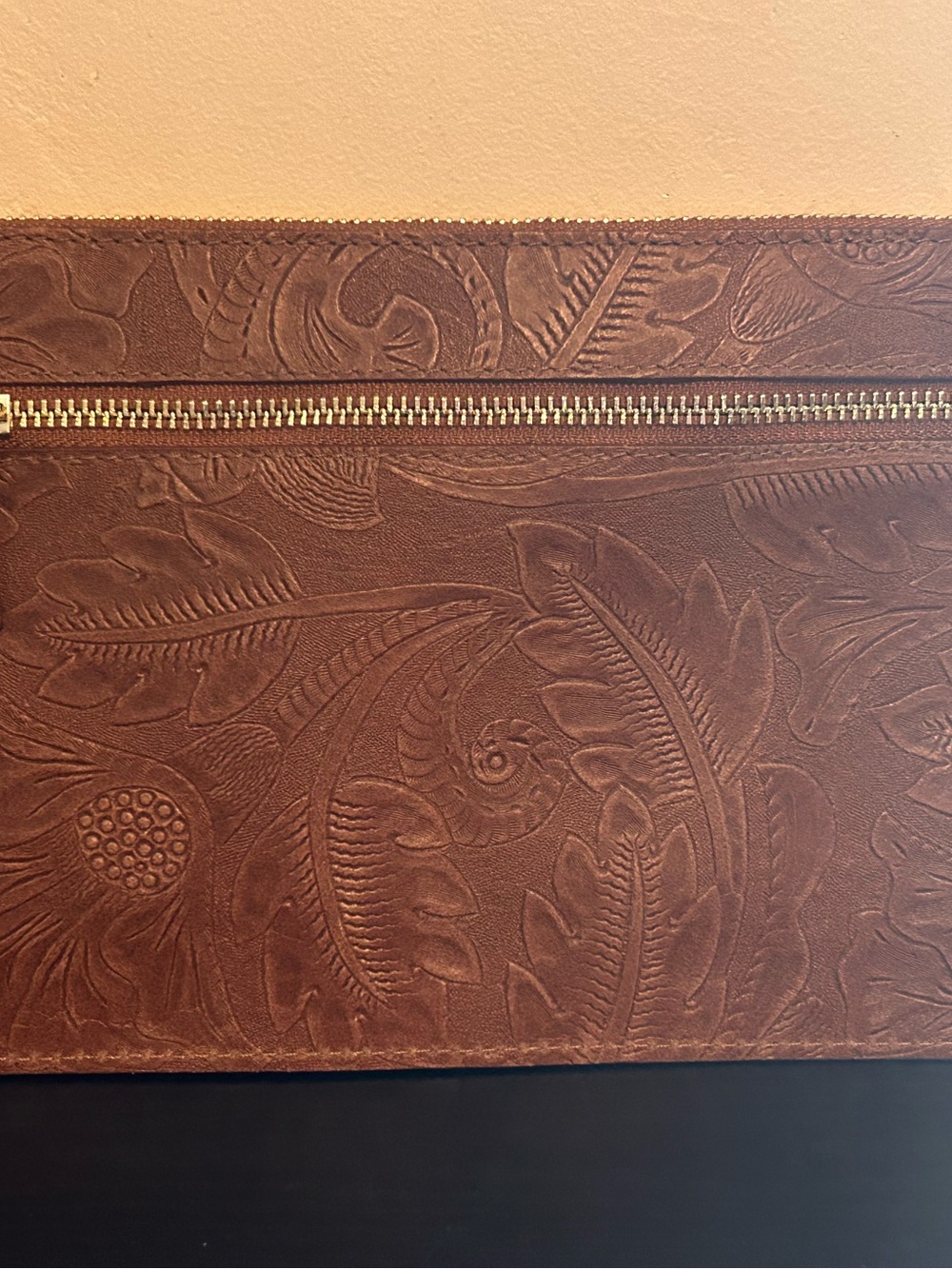 ISADORA Made In Italy Brown Embossed Leather El Charro Large Wristlet NWTS - Picture 12 of 13